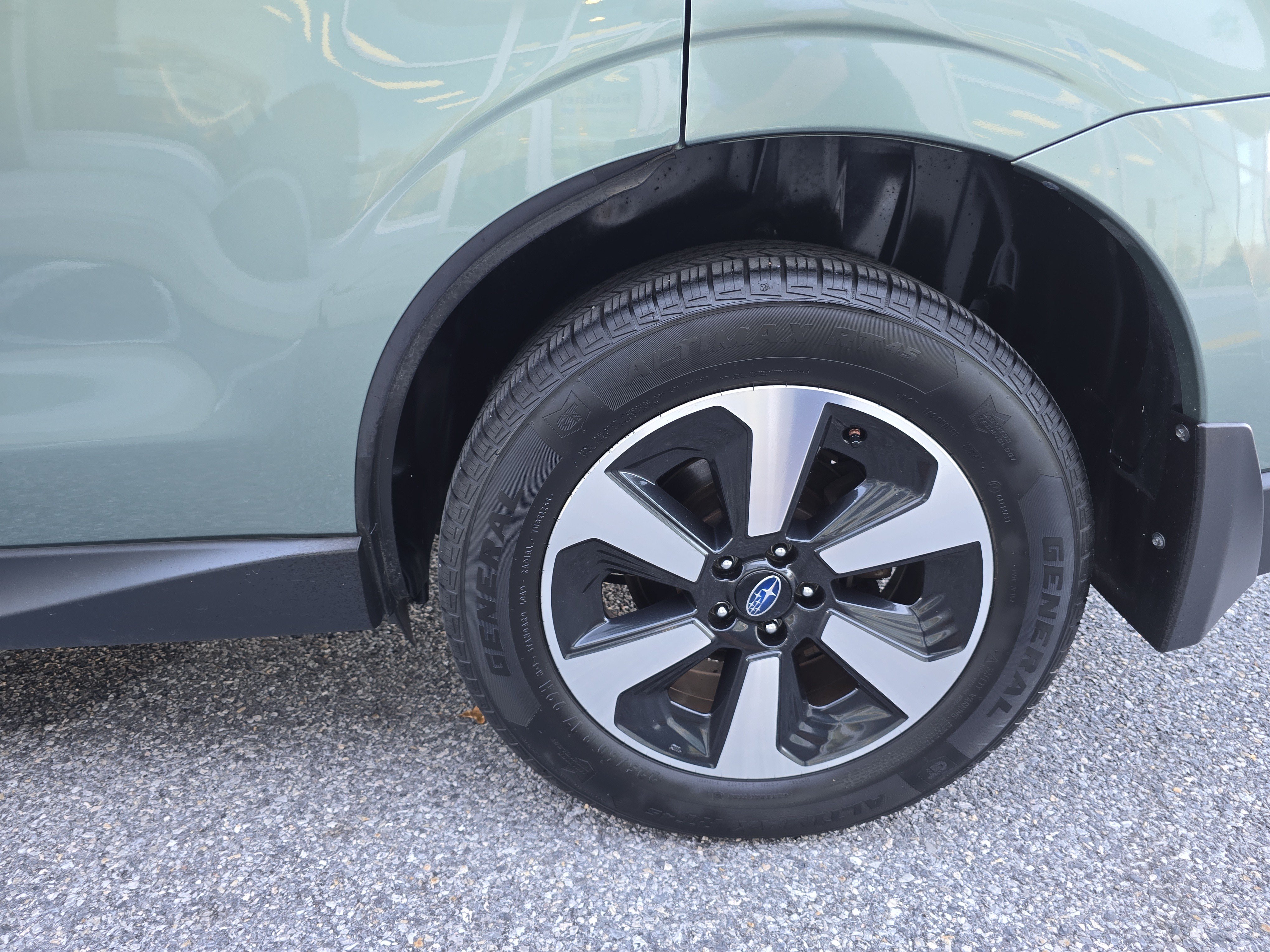 Used 2018 Subaru Forester 2.5i Premium AWD/4WD image 31