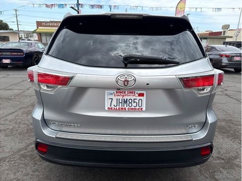 Used 2015 Toyota Highlander XLE FWD image 14