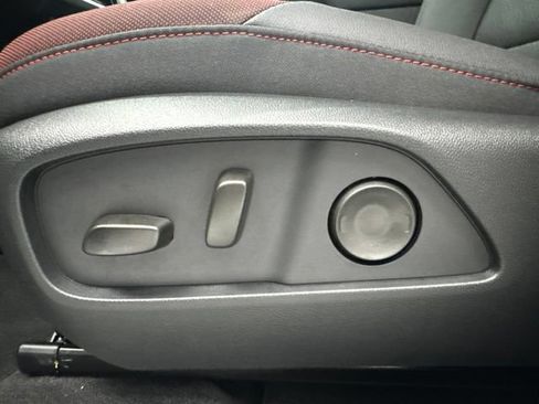 New 2026 Chevrolet Equinox RS FWD image 10