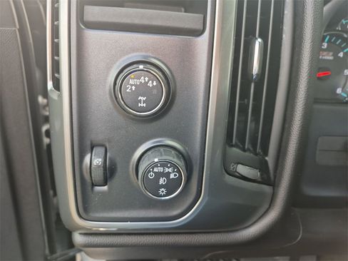 Used 2017 Chevrolet Silverado 1500 LT w/ All Star Edition image 26