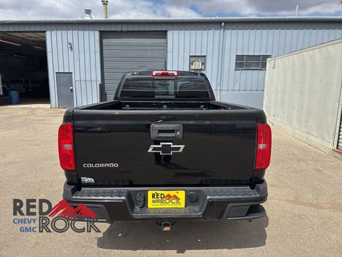 Used 2016 Chevrolet Colorado Z71 AWD/4WD image 4