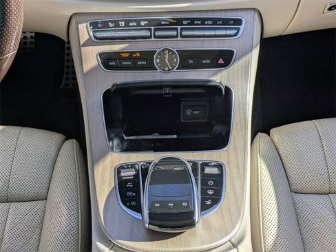 Used 2018 Mercedes-Benz E 400 Coupe image 22