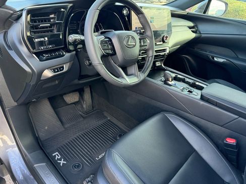 Used 2023 Lexus RX 350h w/ Accessory Package (Z1) image 14