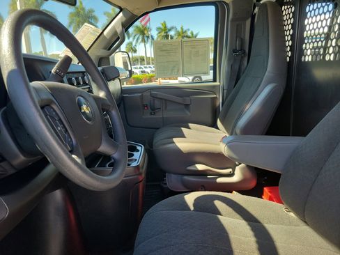 Used 2024 Chevrolet Express 2500 w/ Driver Convenience Package image 25