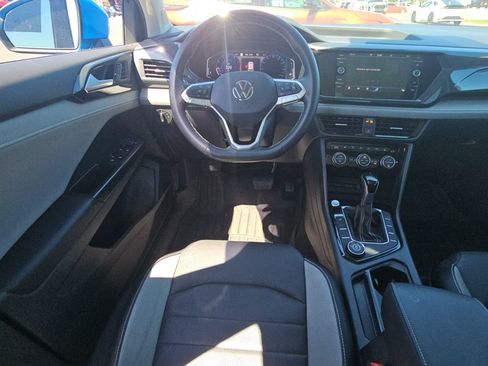 Used 2023 Volkswagen Taos SEL AWD/4WD image 9