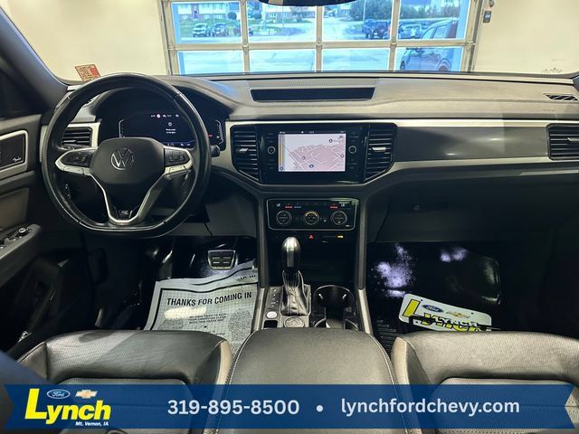 Used 2021 Volkswagen Atlas Cross Sport SEL Premium R-Line w/ Cross Sport MDO Package AWD/4WD image 11