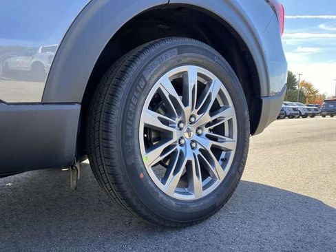 New 2026 Ford Explorer Platinum image 9