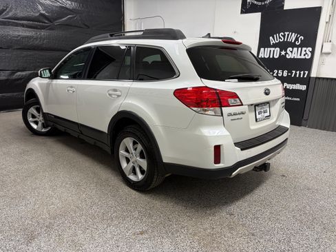 Used 2013 Subaru Outback 3.6R Limited AWD/4WD image 8