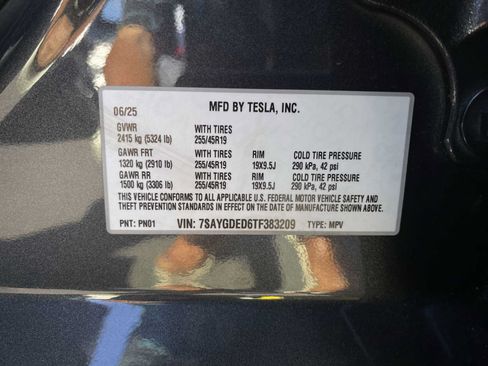 Used 2026 Tesla Model Y 2WD image 28