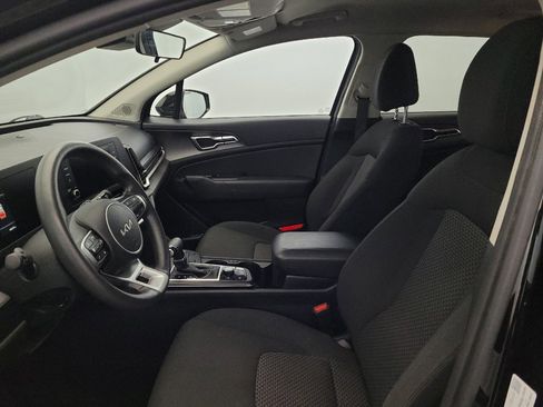 Used 2023 Kia Sportage LX AWD/4WD image 17