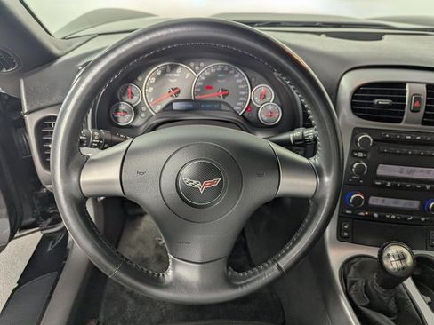 Used 2006 Chevrolet Corvette Convertible w/ Preferred Equipment Group image 25