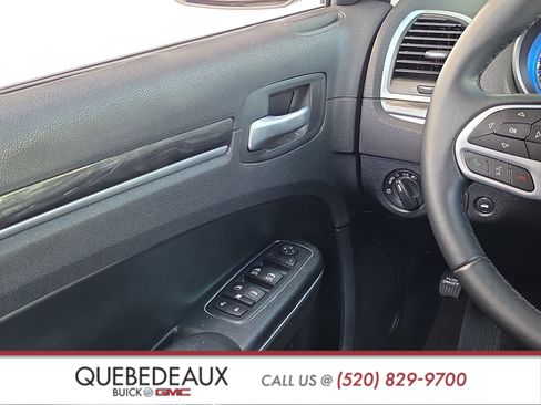 Used 2017 Chrysler 300 Limited RWD image 24