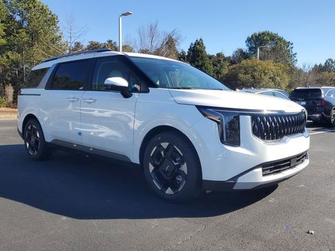 New 2026 Kia Carnival EX image 3