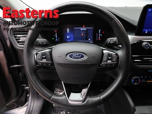 Used 2024 Ford Escape Active AWD/4WD image 10