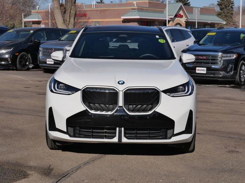 Used 2025 BMW X3 xDrive30i w/ M Sport Package image 2