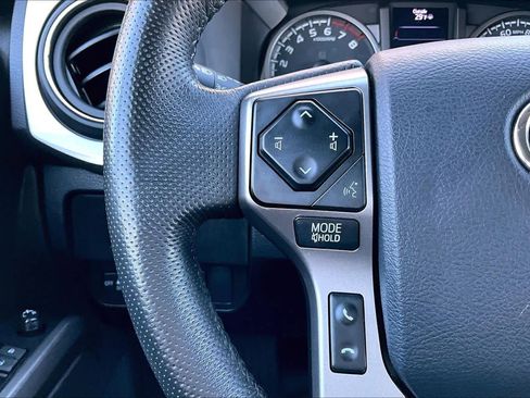 Used 2023 Toyota Tacoma 4x4 Double Cab image 23