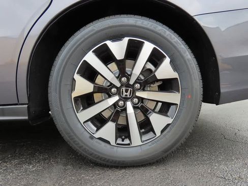 New 2026 Honda Odyssey EX-L image 8