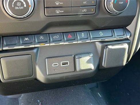 New 2026 Chevrolet Silverado 1500 Custom Trail Boss w/ LPO, Dark Essentials Package image 20