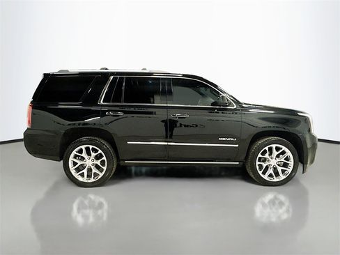 Used 2018 GMC Yukon Denali w/ Denali Ultimate Package image 8