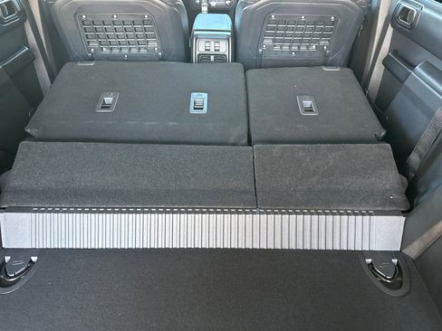 New 2025 Ford Bronco Badlands image 15