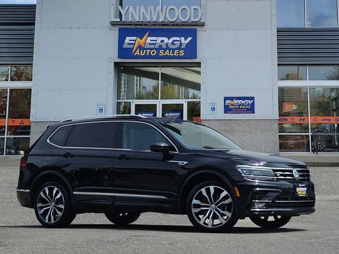 Used 2021 Volkswagen Tiguan SEL Premium R-Line w/ 3rd Row Seat Package image 1
