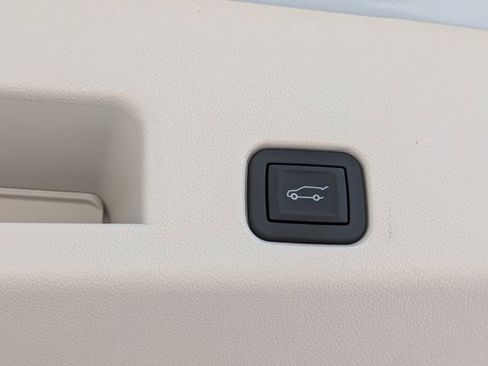 New 2026 Buick Enclave Avenir FWD image 15