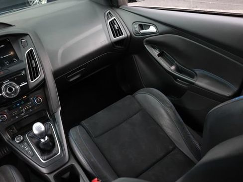 Used 2016 Ford Focus RS AWD/4WD image 25