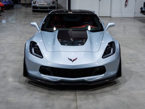 Used 2017 Chevrolet Corvette Z06 image 9