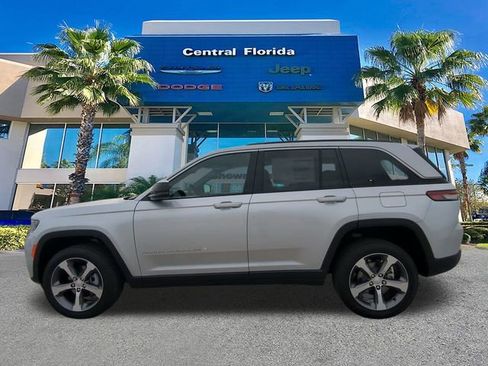 New 2026 Jeep Grand Cherokee Limited RWD image 8