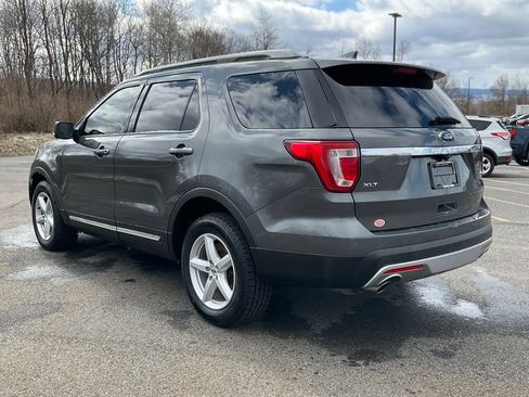 Certified 2017 Ford Explorer XLT w/ Equipment Group 202A image 29