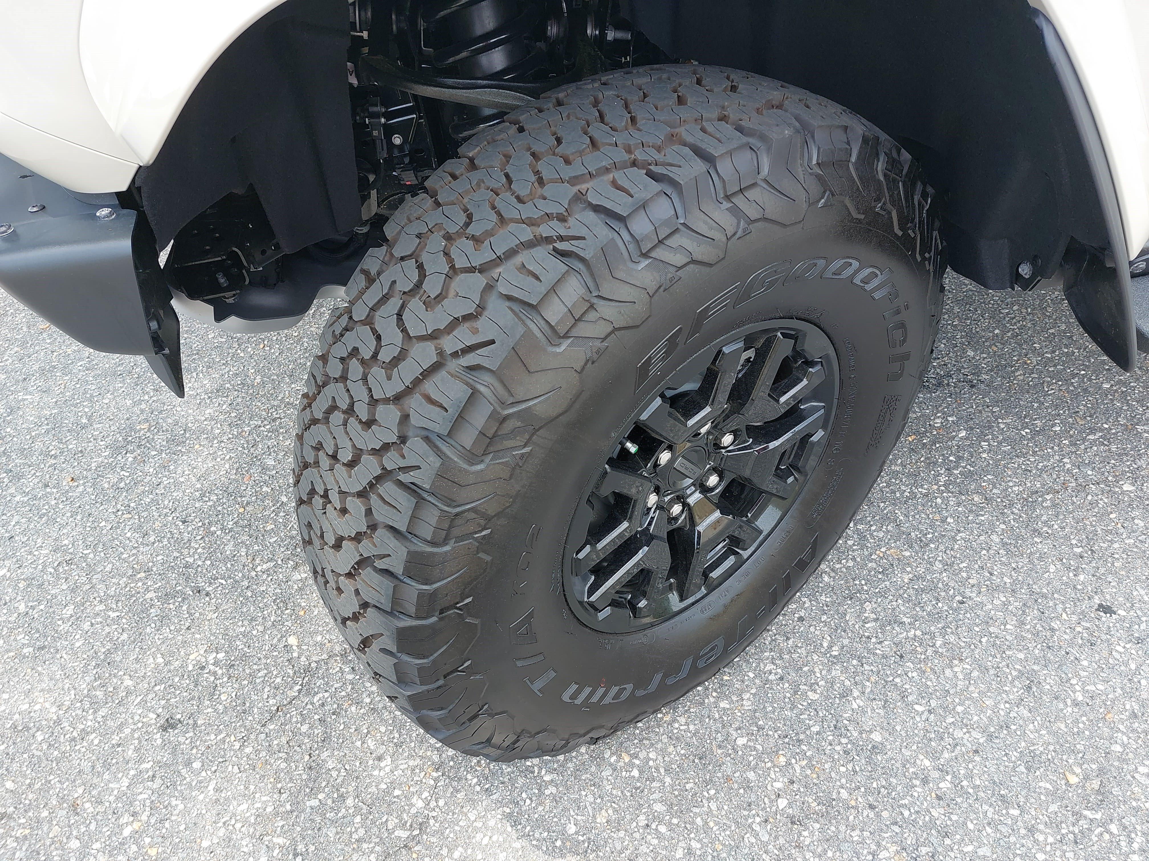 New 2026 Ford Bronco Raptor AWD/4WD image 33