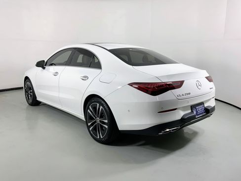 Used 2025 Mercedes-Benz CLA 250 4MATIC image 12