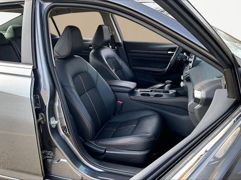 Used 2022 Nissan Altima 2.5 SR image 7