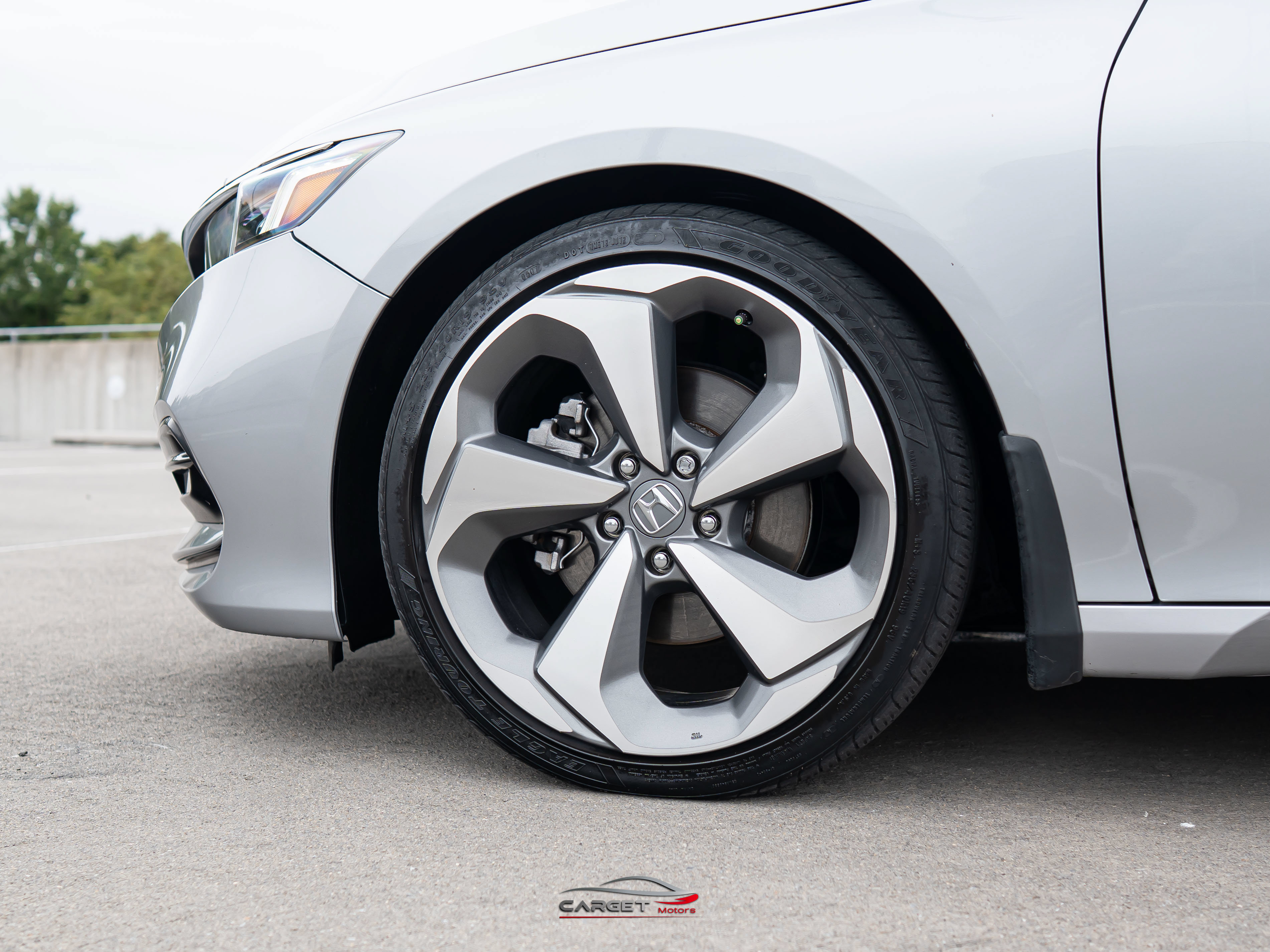 Used 2020 Honda Accord Touring image 9