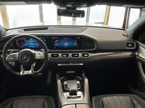 Used 2023 Mercedes-Benz GLS 63 AMG 4MATIC image 12