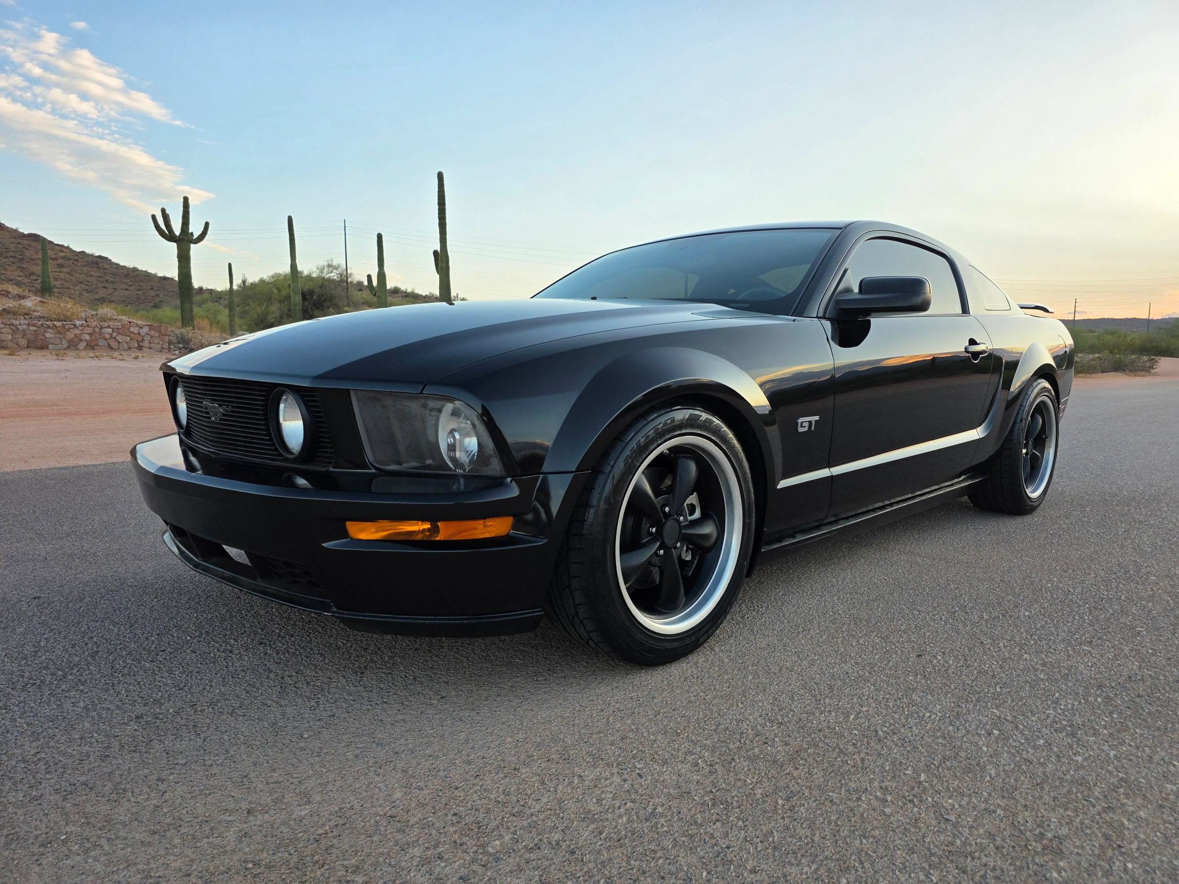 Used 2008 Ford Mustang GT RWD image 1