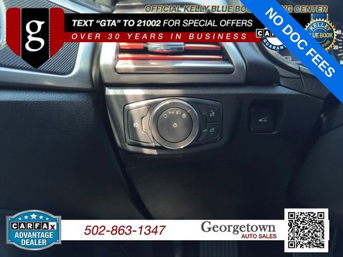 Used 2017 Ford Fusion SE w/ Fusion SE Technology Package FWD image 15