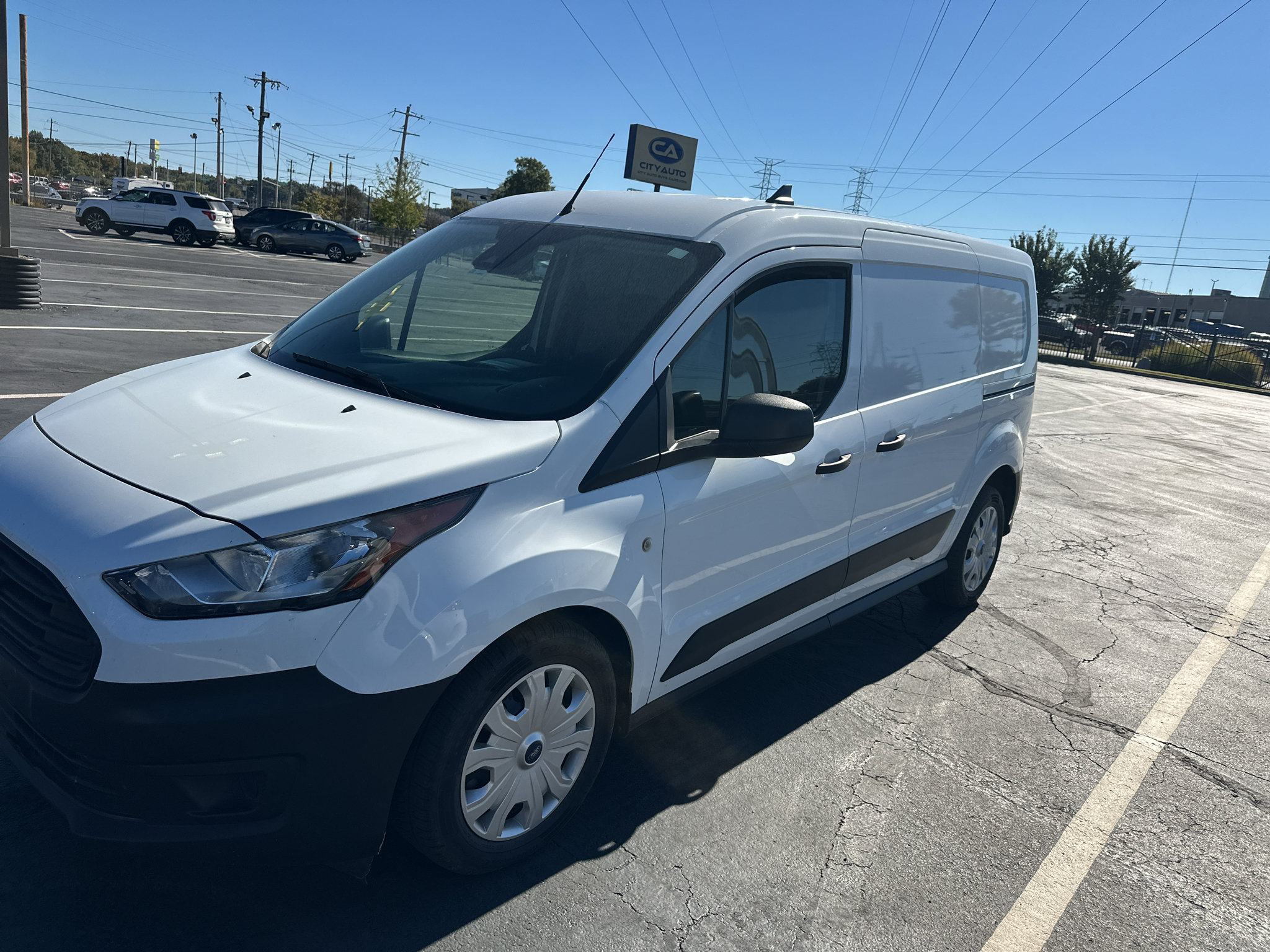 Used 2023 Ford Transit Connect XL FWD image 3