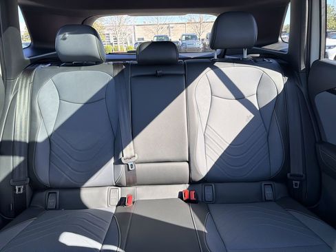 New 2026 Volkswagen Tiguan SE R-Line FWD image 31
