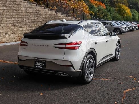 New 2025 Genesis GV60 Advanced image 3