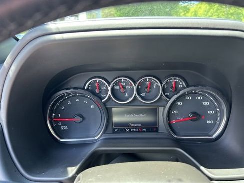 Used 2021 Chevrolet Tahoe Z71 w/ Rear Media and Nav Package AWD/4WD image 26