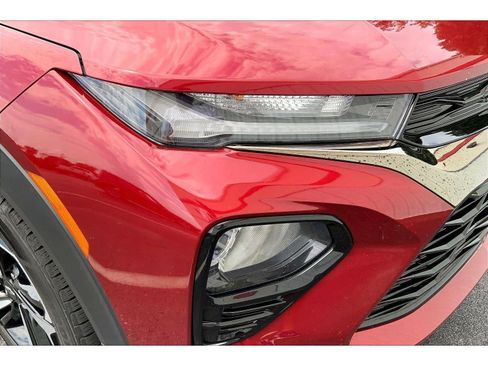 Used 2022 Chevrolet TrailBlazer RS w/ Technology Package FWD image 27