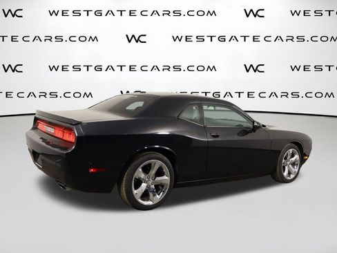 Used 2013 Dodge Challenger R/T Plus image 37