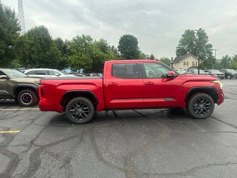 Used 2022 Toyota Tundra Platinum w/ Advanced Package AWD/4WD image 8