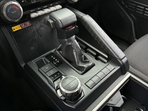 Used 2025 Toyota 4Runner TRD Sport AWD/4WD image 24