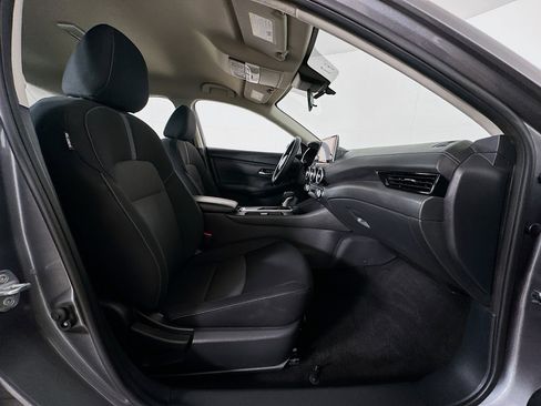 Used 2025 Nissan Sentra SV image 29