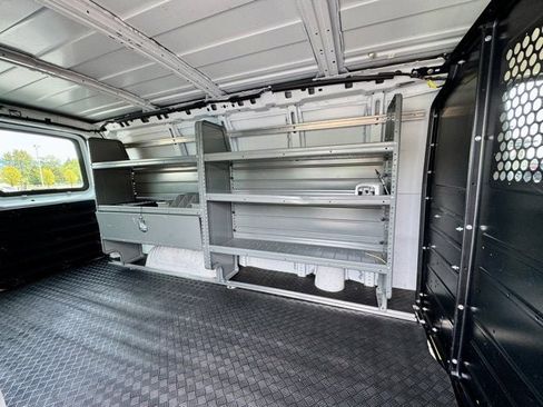 Used 2019 GMC Savana 2500 w/ Driver Convenience Package RWD image 14