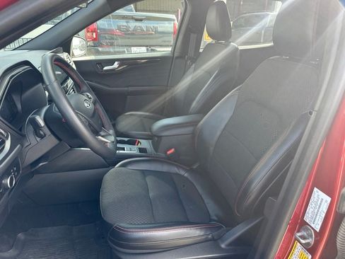 Used 2023 Ford Escape ST-Line w/ Tech Pack #1 FWD image 10