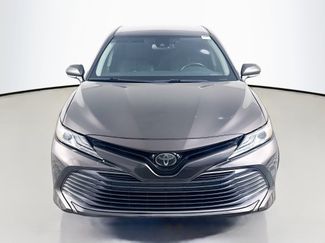 Used 2020 Toyota Camry XLE FWD video 2