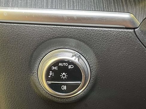 Used 2022 Mercedes-Benz C 300 4MATIC Sedan image 38